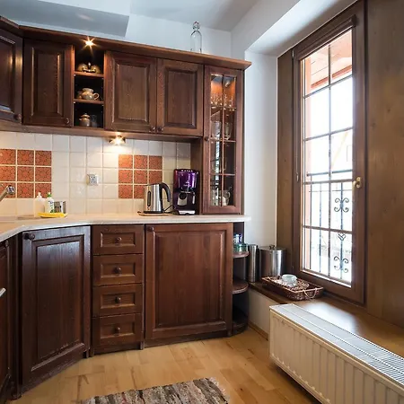 Pod Borem Apartzakop