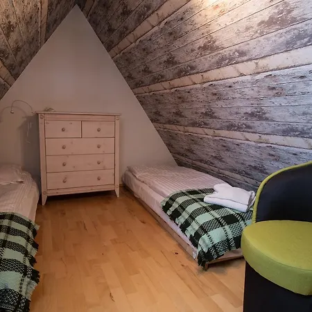 Pod Borem Apartzakop *